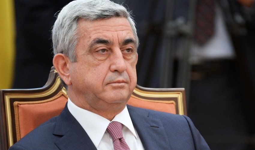 Sarkisyan Gürcüstana gedir