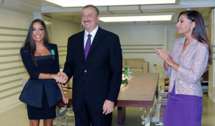 Leyla Əliyeva atasının  belə təbrik etdi - VİDEO