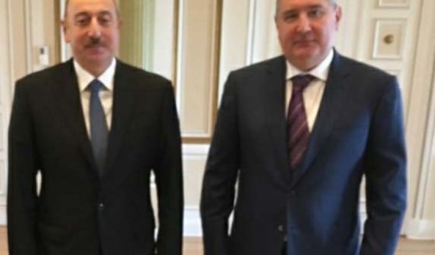 Roqozin Bakıya gəldi