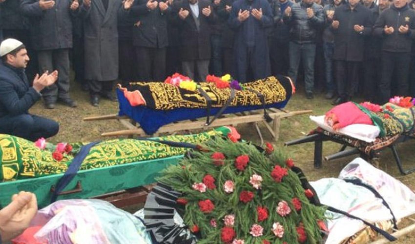 Erməninin öldürdüyü beş azərbaycanlı gənc dəfn olundu Erməninin öldürdüyü beş azərbaycanlı gənc dəfn olundu