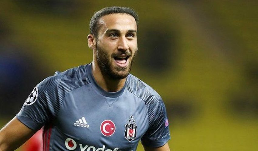 Cenk Tosun rekord qiymətə transfer olundu
