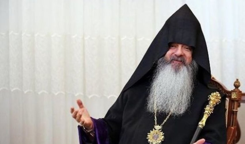 Erməni arxiyepiskop Trampı “İblis” adlandırdı