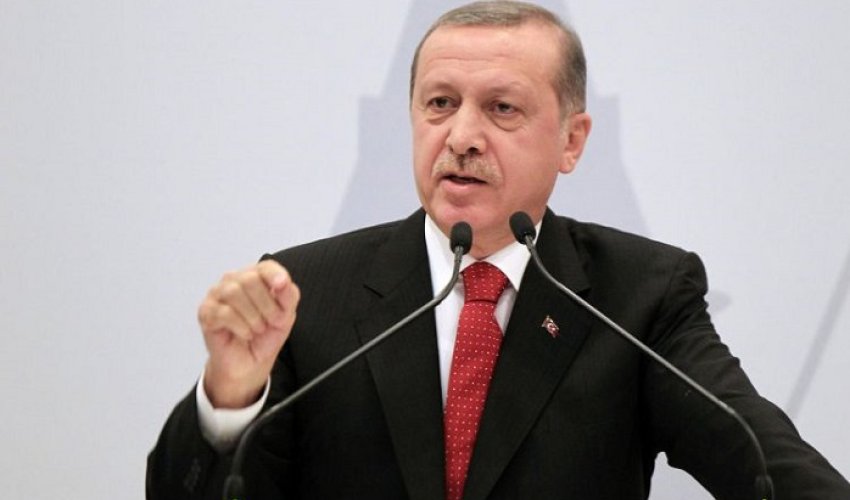 Ərdoğan tuneldə maşın sürdü - FOTO Ərdoğan tuneldə maşın sürdü - FOTO