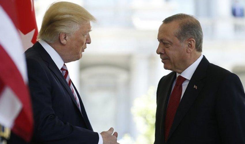 Ərdoğanla Tramp arasında telefon danışığı olub