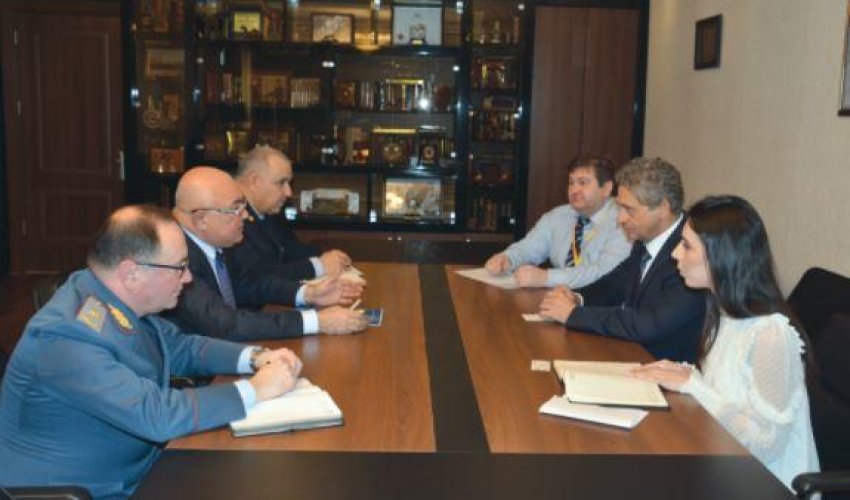 Aydın Əliyev vitse-prezidentlə görüşdü