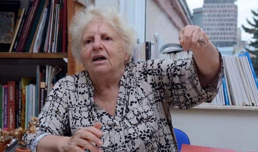 Lütfi Zadənin qohumu: “O, bizə dollar vermədi…” Lütfi Zadənin qohumu: “O, bizə dollar vermədi…”
