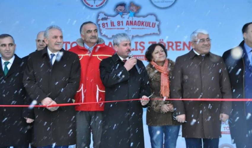 Mübariz Mənsimov Türkiyədə məktəb tikdirdi -  FOTO