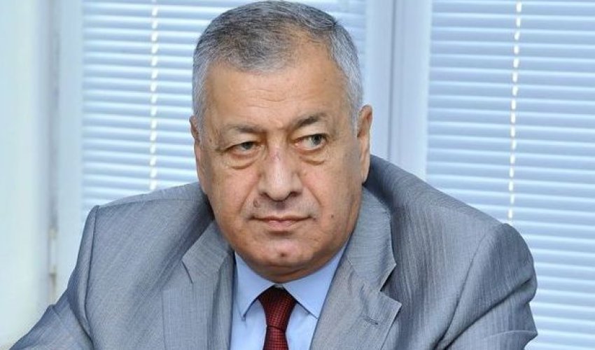 Vahid Əhmədov problemli kreditlər məsələsini qaldırdı
