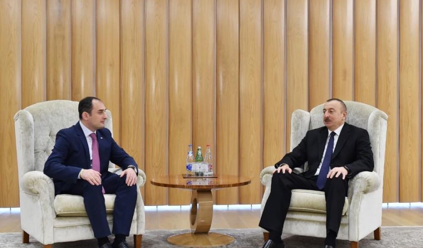 İlham Əliyev gürcü nazirlə görüşdü