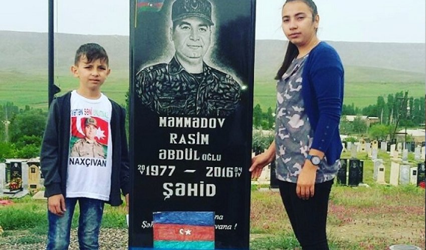 Lələtəpədə şəhid olan tankçı mayorun HƏYAT HEKAYƏSİ - FOTOLAR Lələtəpədə şəhid olan tankçı mayorun HƏYAT HEKAYƏSİ - FOTOLAR
