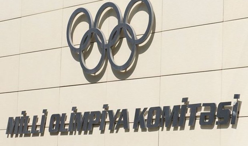 İdman mütəxəssisləri təltif edildi