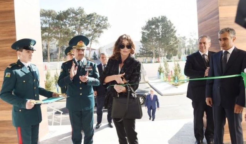 Mehriban Əliyeva DSX-ya aid korpusun açılışında