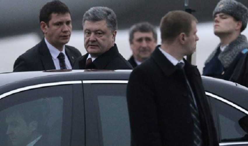 Poroşenkonun korteji təqaüdçü kişini vurub