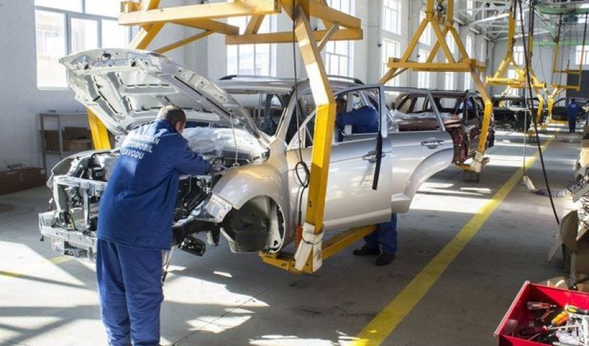 İranla Azərbaycan birgə avtomobil istehsal edəcək