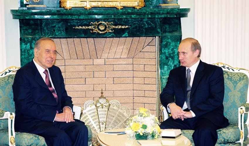 İlham Əliyev Putin və Heydər Əliyevin ilk görüşündən danışdı - VİDEO