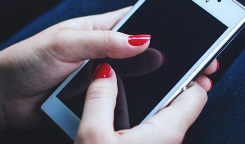 Mobil telefon partladı -ölən var Mobil telefon partladı -ölən var