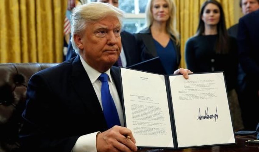 Tramp Çini cəzalandırdı