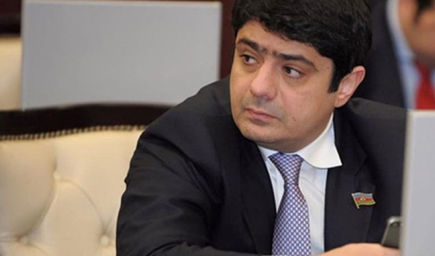 Abbas Abbasovun oğlundan hökümət saytlarına cavab Abbas Abbasovun oğlundan hökümət saytlarına cavab