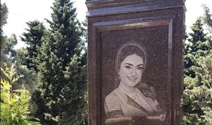 Səbinə Mirzəyevanın məzar daşı görənləri göz yaşına boğdu - FOTOLAR Səbinə Mirzəyevanın məzar daşı görənləri göz yaşına boğdu - FOTOLAR