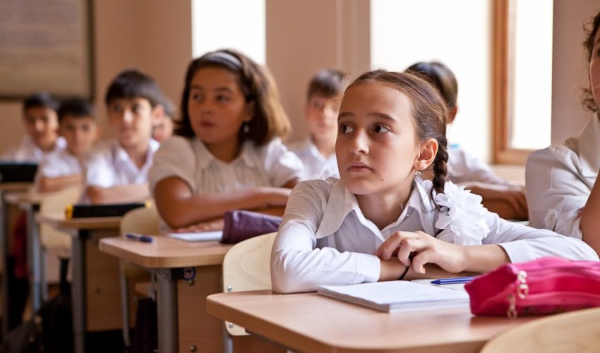 Uşaqların məktəbə qəbulu ilə bağlı dəyişiklik Uşaqların məktəbə qəbulu ilə bağlı dəyişiklik