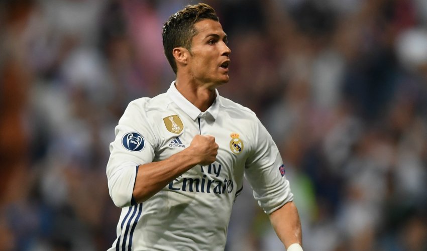 Ronaldo futboldan gedir?