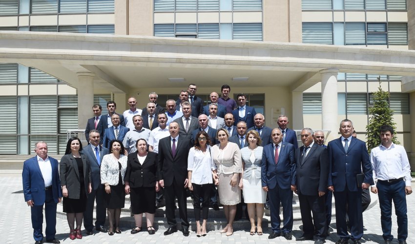 Prezident “Qobu Park” yaşayış kompleksinin açılışında - FOTOLAR