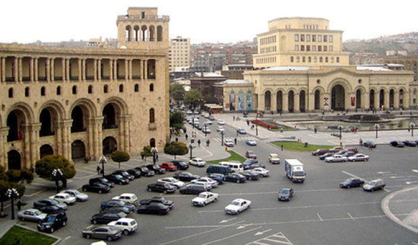 Azərbaycanlı “gözəl” İrəvana getmək istədi Azərbaycanlı “gözəl” İrəvana getmək istədi