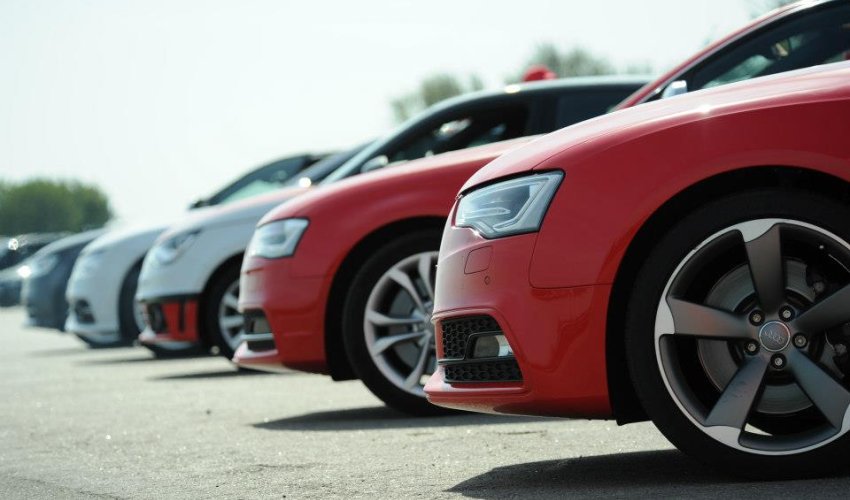 В Баку подорожали автомобили В Баку подорожали автомобили