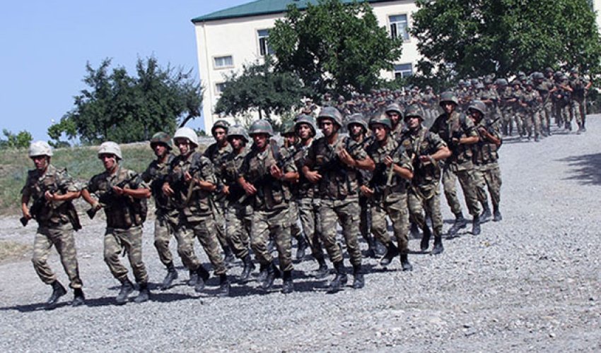 Azərbaycan ordusu hərəkətə keçdi - FOTOLAR Azərbaycan ordusu hərəkətə keçdi - FOTOLAR