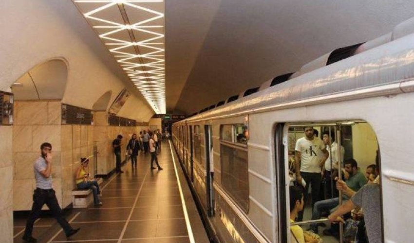 Bakı metrosundan yeni görüntülər yayıldı - FOTOLAR Bakı metrosundan yeni görüntülər yayıldı - FOTOLAR