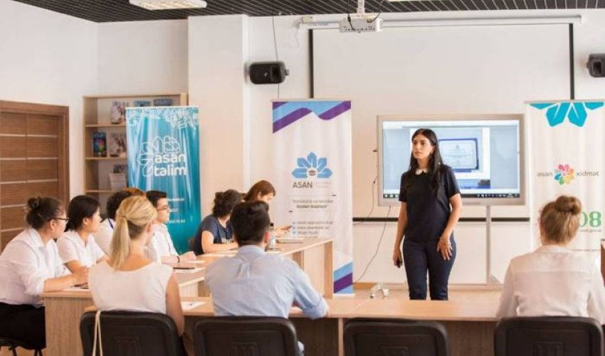 Əcnəbi könüllülər “ASAN xidmət”də