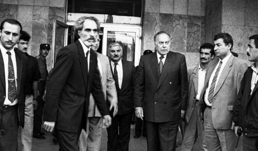 Elçibəyin arxiv videosu üzə çıxdı: 