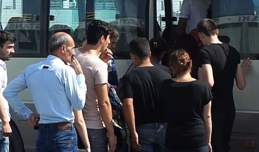 Bakıda bu avtobusda gediş haqqı hələ də 20 qəpikdir - VİDEO