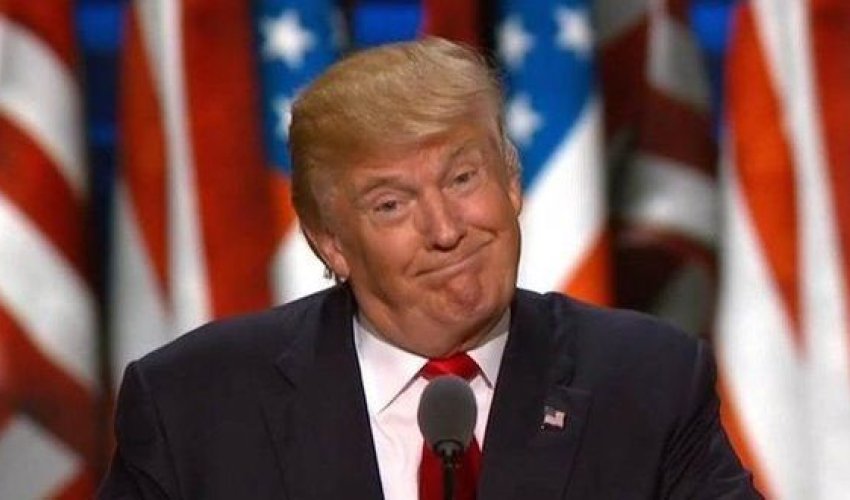 “İçəri girəndə gördüm ki, Tramp məxfi sənədi yeyir…”