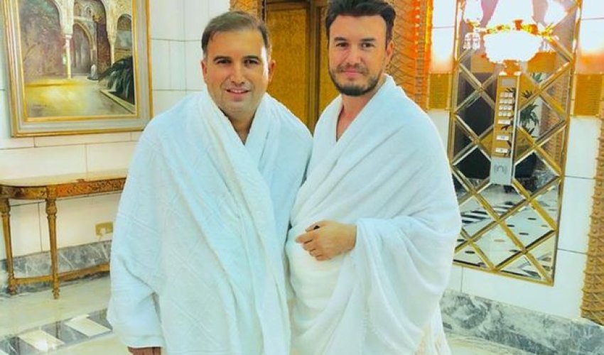 Hacı Nuran məşhur müğənni ilə Məkkədə