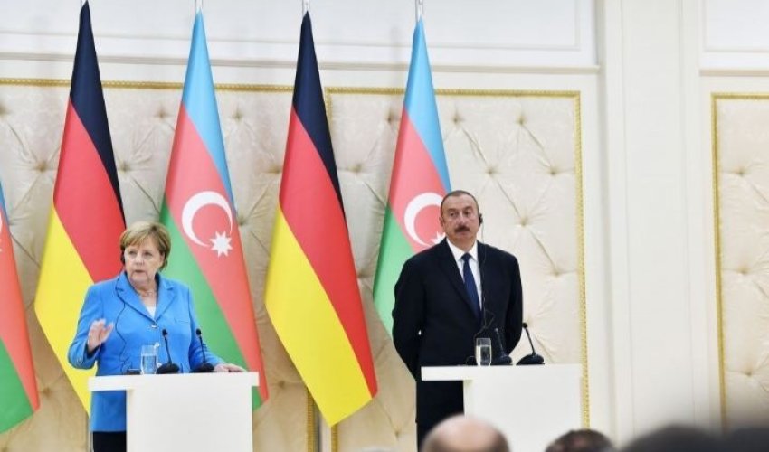 Azərbaycan Prezidenti: “Bu, tarixi bir səfərdir”