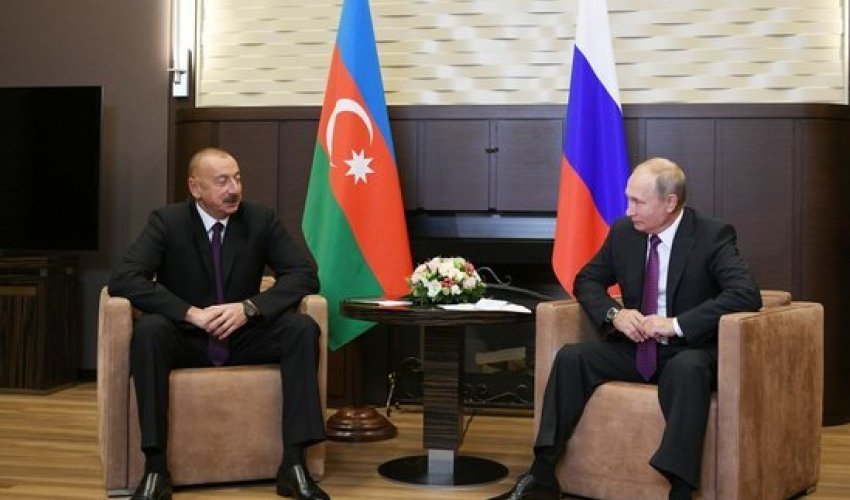 Prezident İlham Əliyev Vladimir Putinlə görüşüb