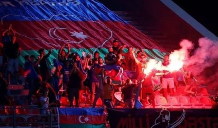 Azərbaycanlı azarkeşlər Maltada həbs olundu