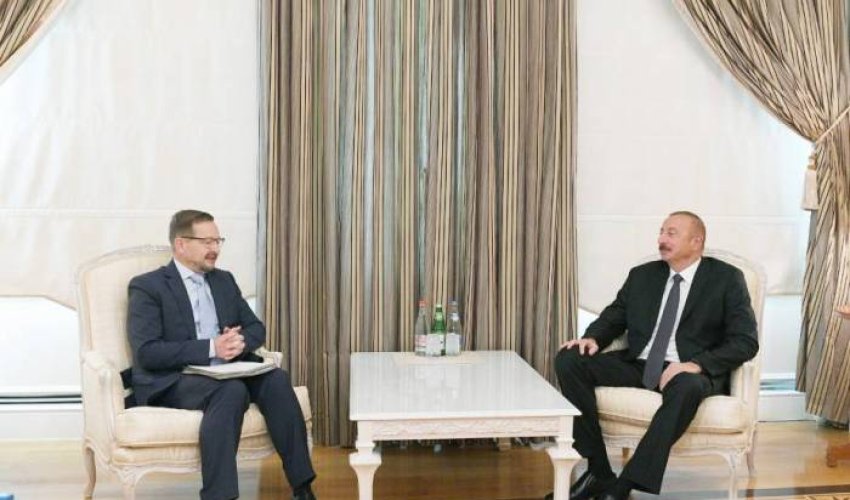 İlham Əliyev ATƏT-in baş katibini qəbul edib