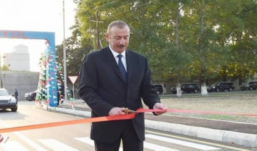 Prezident yeni salınan yolun açılışında