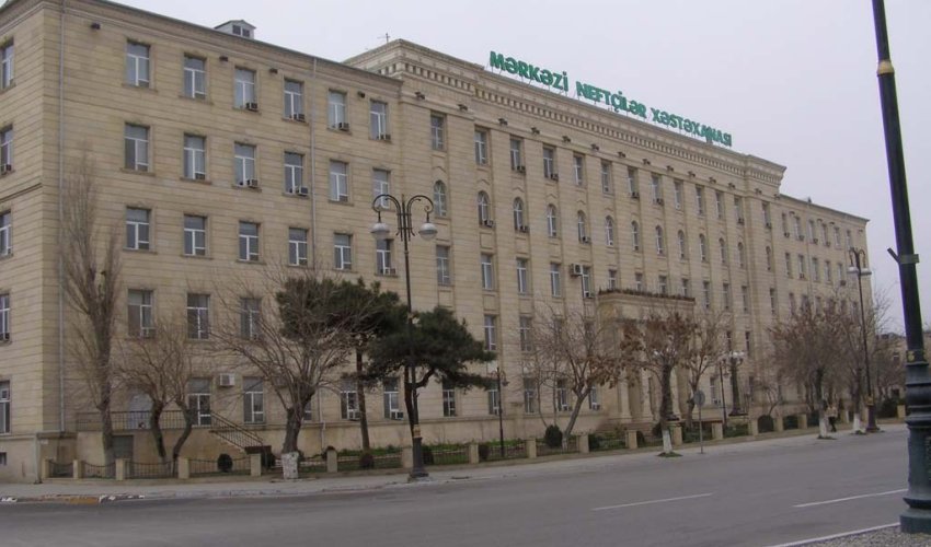 Neftçilәr Xәstәxanasının baş direktoru istefa verdi