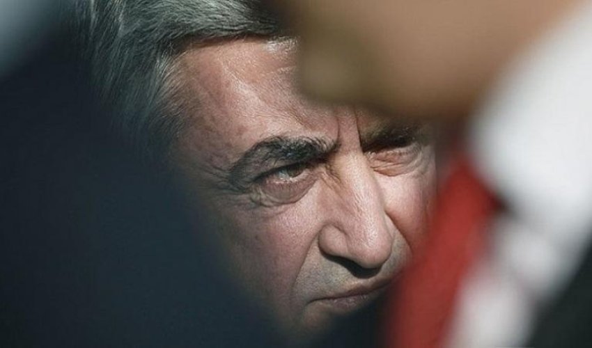 Sarkisyan aktiv siyasi fəaliyyətə başlayır - 