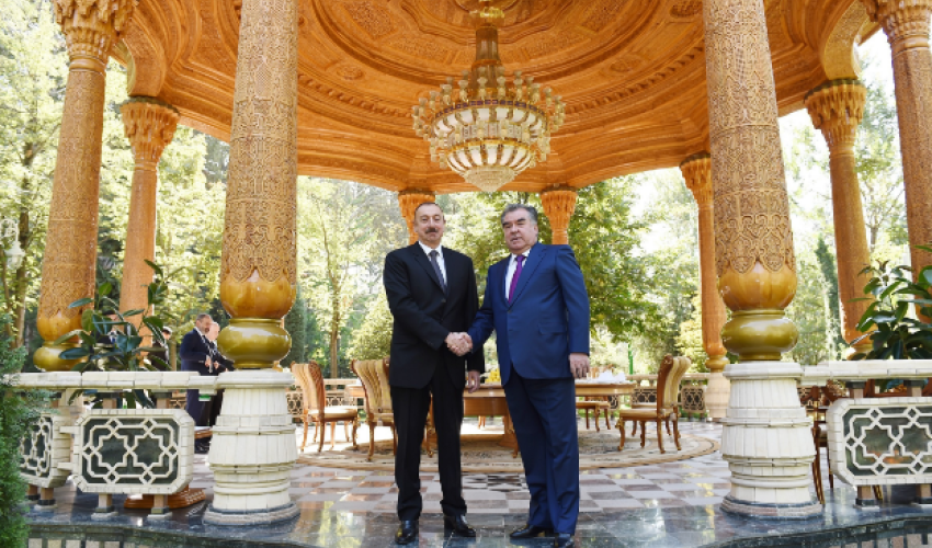 İlham Əliyev Düşənbədə