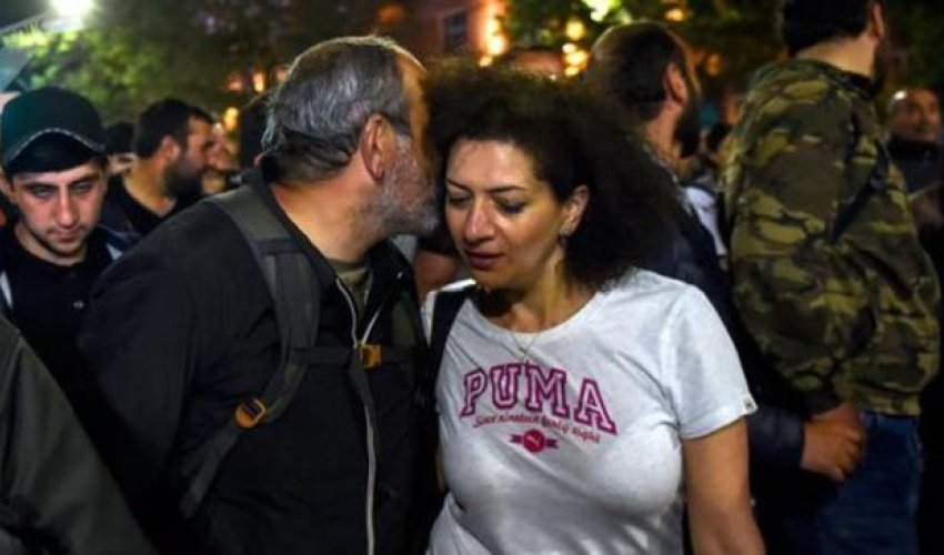 Paşinyanın arvadı Azərbaycana gəldi və... - GÖZLƏNİLMƏZ BƏYANATLAR - FOTO Paşinyanın arvadı Azərbaycana gəldi və... - GÖZLƏNİLMƏZ BƏYANATLAR - FOTO