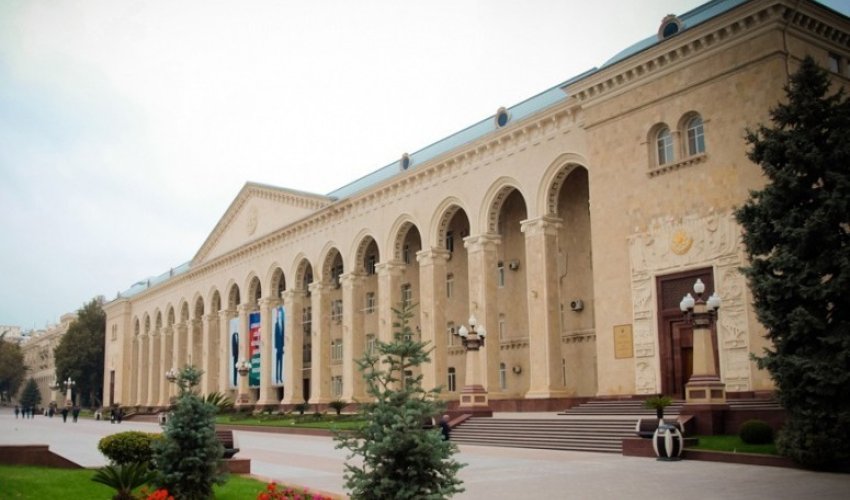 Завотделом ИВ Гянджи освобожден от занимаемой должности Завотделом ИВ Гянджи освобожден от занимаемой должности