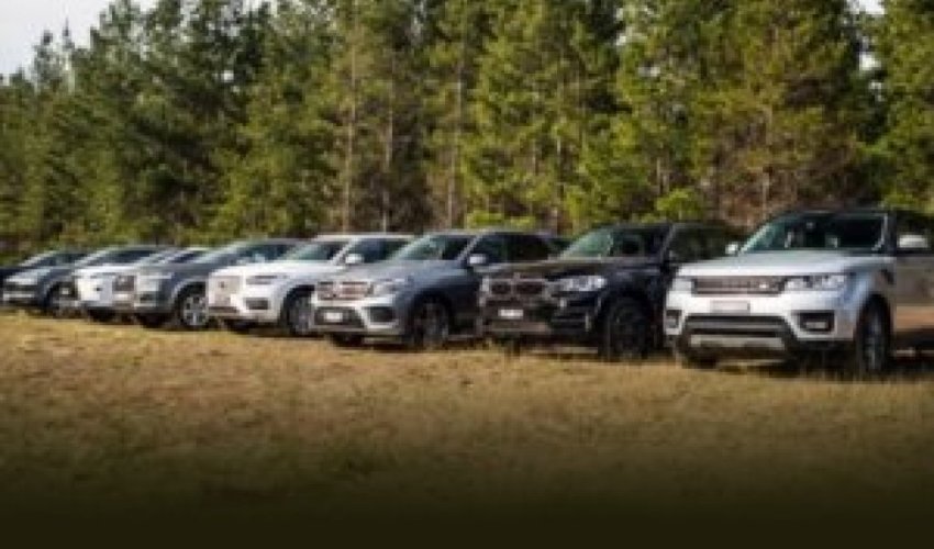 Bu da dövlət məmurunun avtoparkı - FOTOLAR Bu da dövlət məmurunun avtoparkı - FOTOLAR