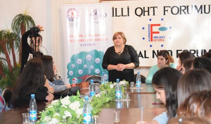 Mingəçevirdə ailələrindəki mövcud vəziyyətlə bağlı debat keçirilib