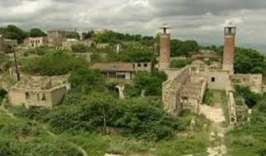 Ermənistan Suriya ermənilərini işğal edilmiş ərazilərə köçürür - Bakıdan sərt reaksiya