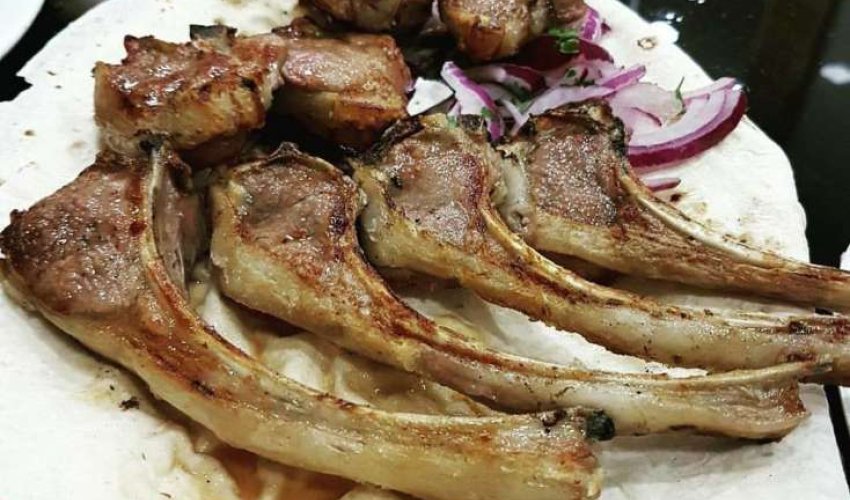 Kimlərə kabab yemək olmaz? - Kababın bəzi adamlara 3 öldürücü təsiri / VİDEO Kimlərə kabab yemək olmaz? - Kababın bəzi adamlara 3 öldürücü təsiri / VİDEO