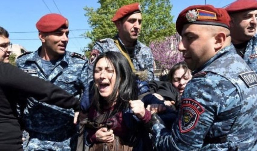 Azərbaycanlı əsirləri evində işlədən general azadlığa buraxıldı Azərbaycanlı əsirləri evində işlədən general azadlığa buraxıldı